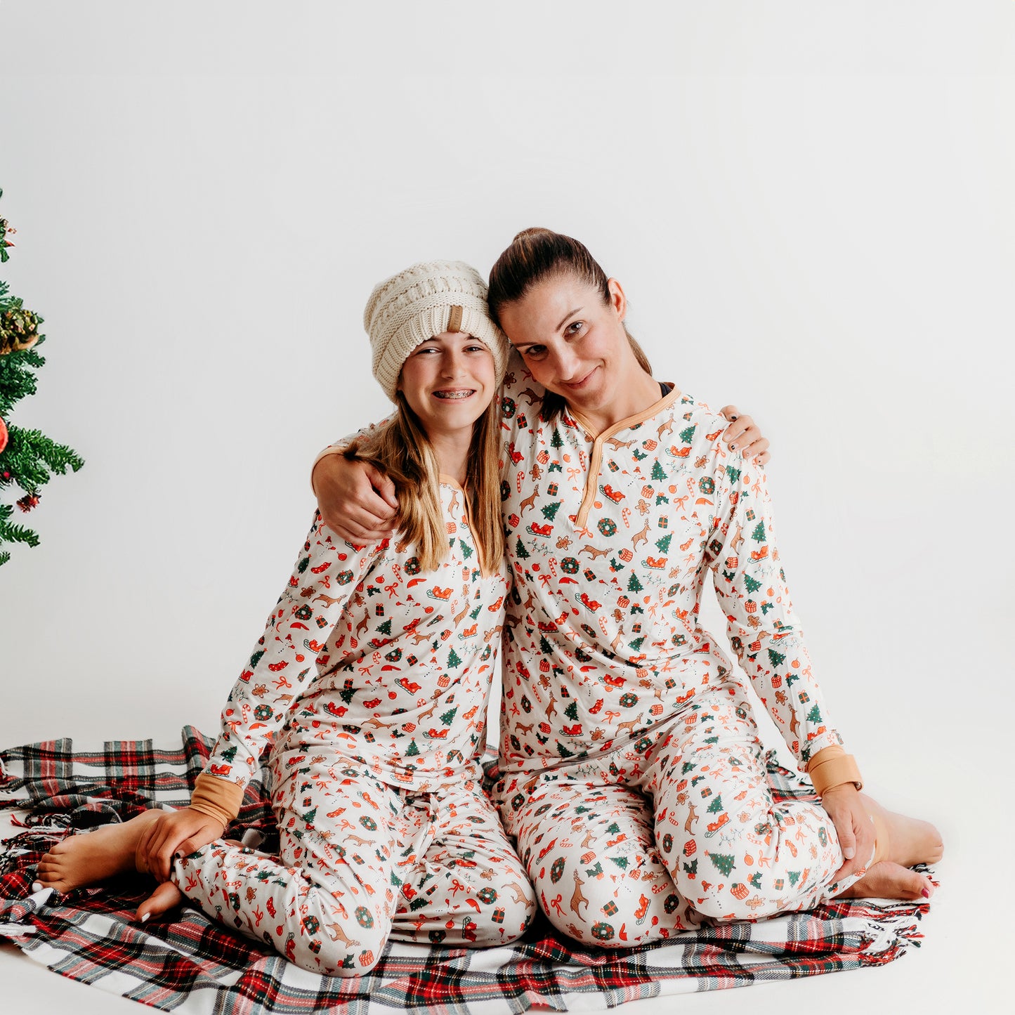 Women's Christmas PJ Set | Cozy & Festive Sleepwear